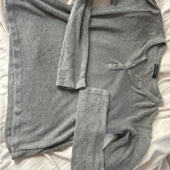 Brandy Melville Tops - Brandy Melville Gray Long Sleeve Top